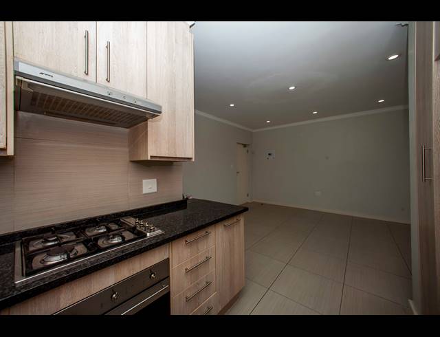 3 BEDROOM APARTMENT RENTED IN WILGEHEUWEL